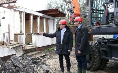 21.11.2017 →  Beginn der Abrissarbeiten: Platz für das neue Bürgerhaus